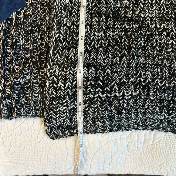 Women’s Oversized Soft Surroundings Black & White Knit Shawl Sweater One Size - Picture 14 of 14
